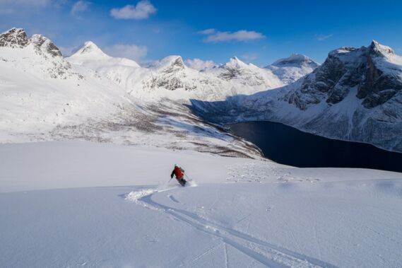 Ski de rando et voilier en Norvege