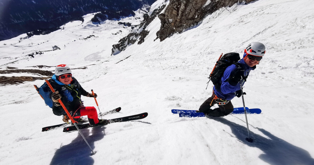 Initiation au ski de pente raide Bureau des guides d'Annecy
